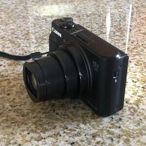 Canon PowerShot SX740 HS Digital Camera – Excellent Condition (9.9/10)